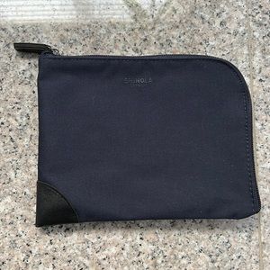 COPY - American Airlines Business ”Shonola Detroit” canvas amenity…